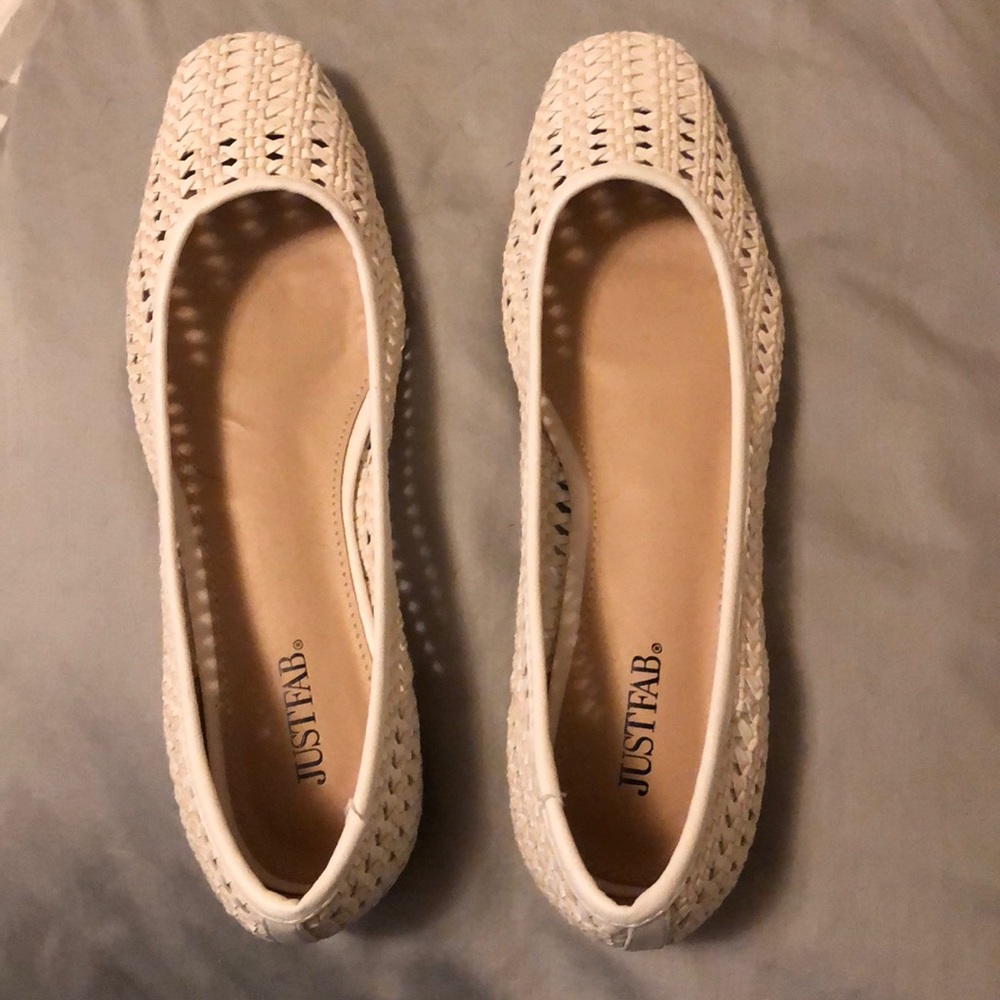 Dress shoes